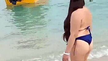 Latino manželka kurva na pláži stretne cudzinca na surový sex