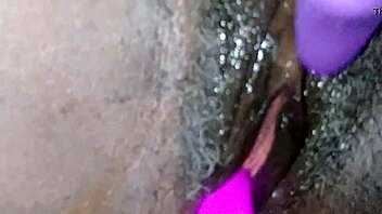 Squirting In Her Squirting Session