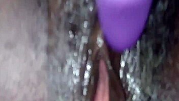 Squirting In Her Squirting Session