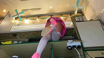 See How This Sexy Virgin Spreads Legs While Serving Customers