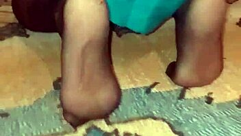 Turkish Wife in Stockings Bent Over on Ranch Floor!