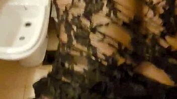 relato y video de cuando enga�� a mi novio en fiesta de disfraces 😏