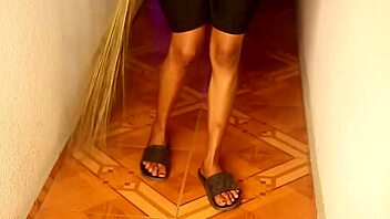 african american black skin dick gets handjob deepthroat