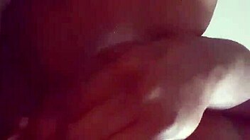 fucking pretty n fat pussy with piercing dildo creampie