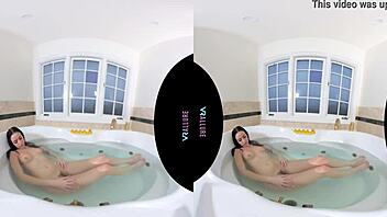 Jade Baker's sensual solo bath masturbation session
