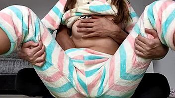 uhh, stepdad teasing my tiny 18+ boobs n pajamas...