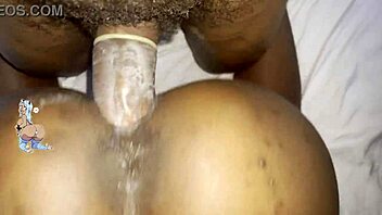 Babe Feels Intense Pleasure as Pussy Gets Fucked