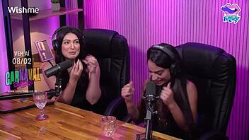 she sucked her friend's pussy at the sexy lingerie party