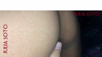 hey babes, it’s julia soto, watch me bang hard!