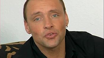 I fucked the black-haired it-girl slut in private