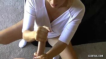 Milf joey lynn's pussy gets wet from handjob