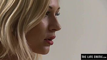 Lesbians Engage In Kinky Domination Finger Fuck Game.