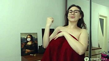 Curvy Brunette Camgirl Oils Her Huge Tits