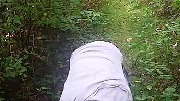 pee outdoor skinny hairy