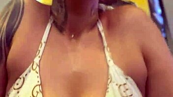 eu na academia suei tanto mais tanto que minha buceta ficou encharcada fiquei com muito tes�o nesse momento escorria pelas pernas