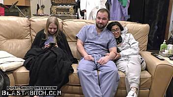 Neverovatno! Džejmsin Rouz butina natopljena spermom od Doktora Tampe. Uhvati divlju akciju na BlastABitch.com odmah!