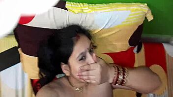 Sex oral cu PULA MARE în scenă homemade de bodybuilder