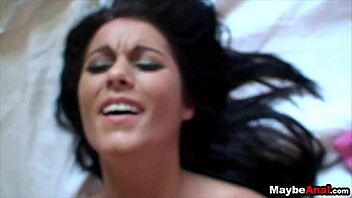 AMATEUR TEEN CHLOE BANKS TRIES ANAL FOR THE FIRST TIME