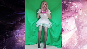 Shemale Selena Sister masturbates in stockings, dreaming of boys cumming inside!