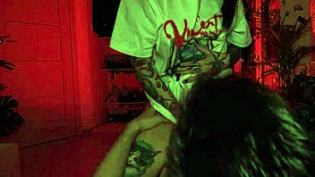 Hot Babe Having Fun on Cock and Cumming.