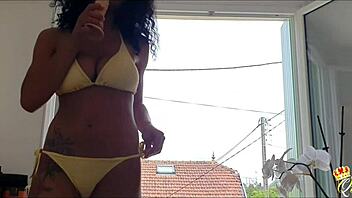 Jag provade en butt plug i min tighta röv - Maria Kalos.