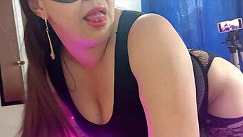 Cum Inside My Curvy European Teen 18+ Neighbor On Halloween!