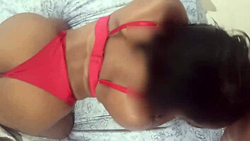Cuckold's Wife Gets Creampied