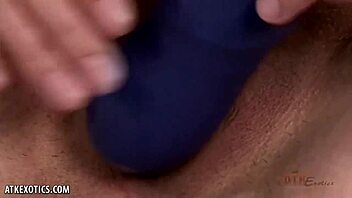 Sexy black haired Lola Pearl rubs her clit on the sofa, horny fingering.