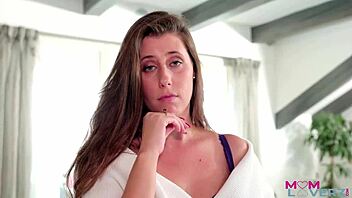 Lady Lyne in heißen Familiengeheimnissen