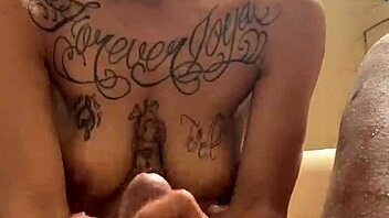 strawberry gives druffbandit exclusive blowjob and he cums 5 times 😍