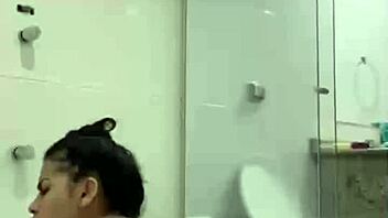 bia hot morena masturbates with shower jet