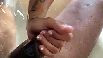 strawberry gives druffbandit exclusive blowjob and he cums 5 times 😍