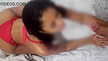 Cuckold's Wife Gets Creampied