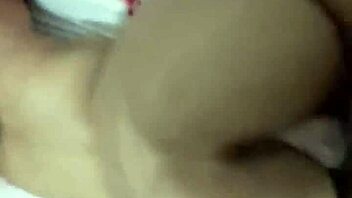 Moja žena stoná, daj mi viac kurca pri jazde na cowgirl