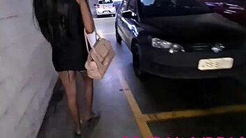 Fudendo a gostosa Jacy Metralhaa de quatro no pelo. Que delícia de Latina!