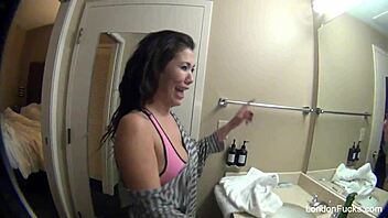 London enjoys her final day in Sacramento on the trip