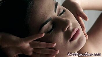 bigass eurobabe masturbating in the bedroom