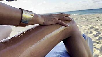 i love monika fox's solo outdoor masturbation with squirt on the beach