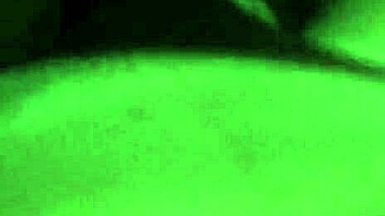 雪莉蒂芙尼无套肛交骑乘