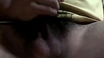 Cậu bé nứng cặc thủ dâm bắn tinh tung tóe in gay encounter