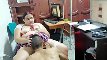 Ajarkan Guru Colombia Saya Pelajaran Seks Yang Panas! 🔥