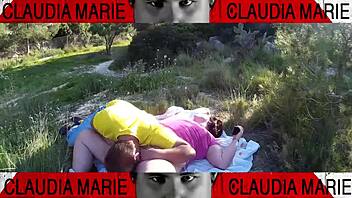 Fat Curvy Ass Outdoor Fetish Fun!