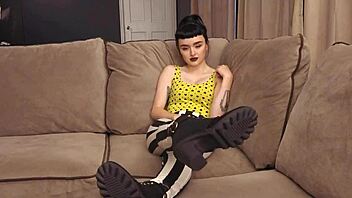 Femdom Princess Countdown Joi Denial