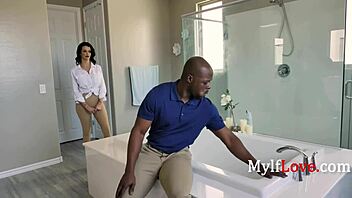 broke milf cheats with big black cock in fantasy 😈