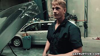 brandon anderson faces muscular deepthroat in uniform