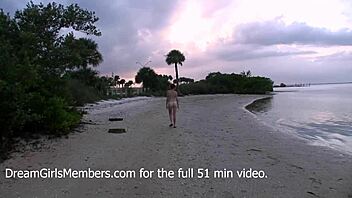 Cute nerdy teen 18+ dares to flash and stroke in Tampa's risky spots