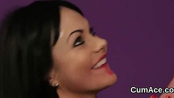 Foxy babe gulps jizz load on face in blowbang bukkake!