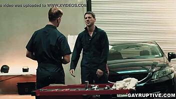 brandon anderson faces muscular deepthroat in uniform