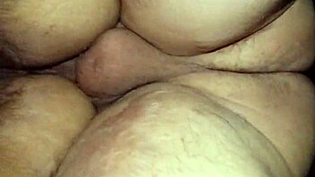 gordita bella milf showing off her curves