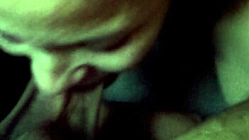 Parte6: We tasted condensed milk on her feet and my big cock! We fell off the motorcycle but still ended up fucking!